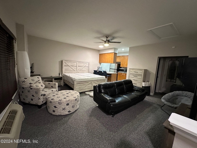 439 Midway Street - Photo 1