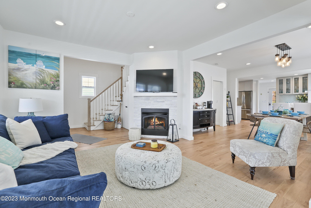 316 Park Place Avenue - Photo 1