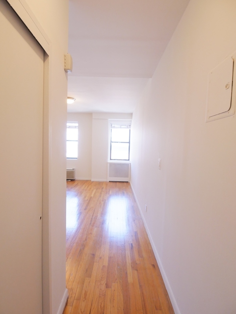 440 East 88th Street - Photo 1