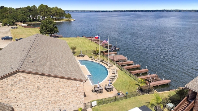 801 River Road - Photo 1