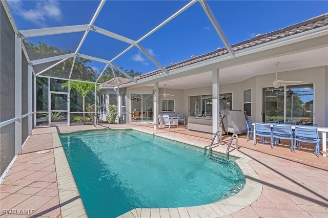 300 Wentworth Court - Photo 1