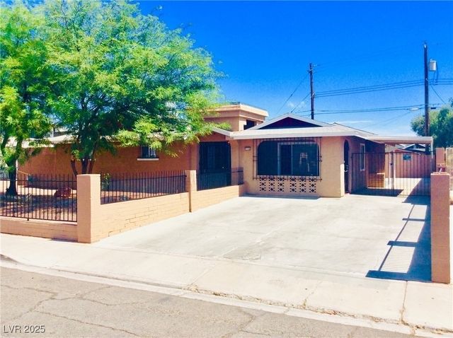 5108 Wilbur Street - Photo 1