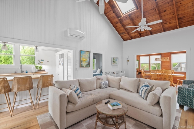 25 Atlantic Avenue - Photo 1