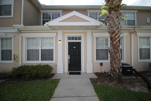 105 Turpial Way - Photo 1