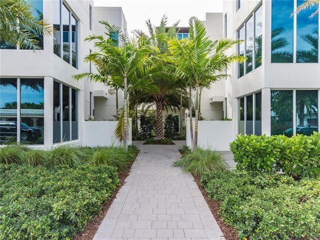 240 Shore Court - Photo 1