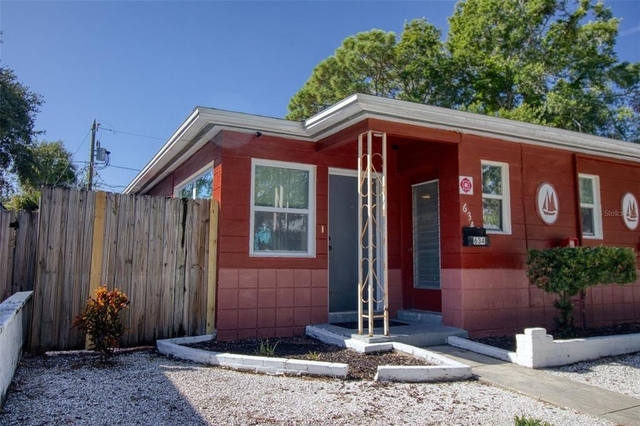 634 15 Avenue S - Photo 1