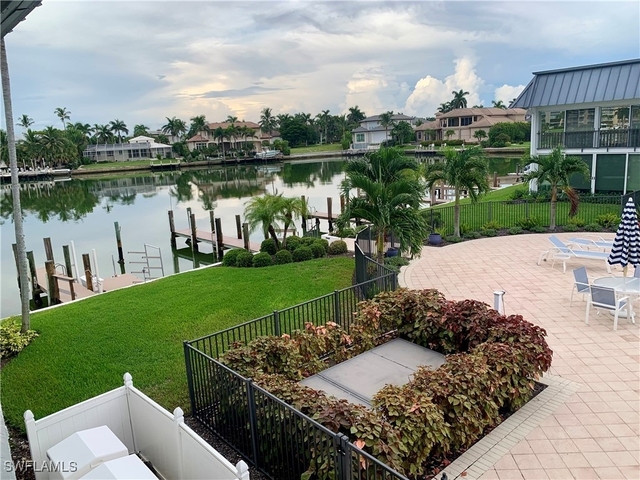333 Harbour Drive - Photo 1