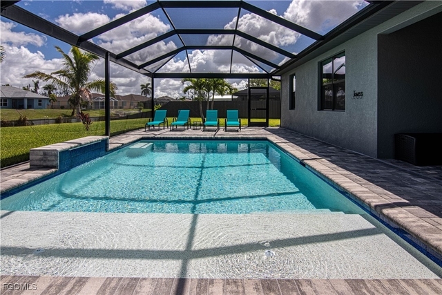 1833 Sw 11th Terrace - Photo 1