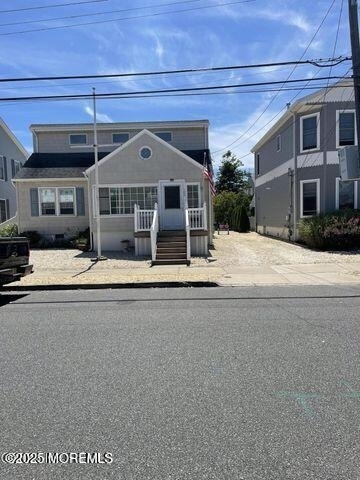 102 Brown Avenue - Photo 1