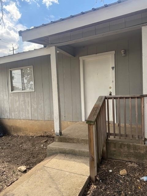 814 Hazelton St - Photo 1