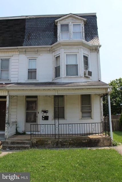 1336 W Philadelphia Street - Photo 1