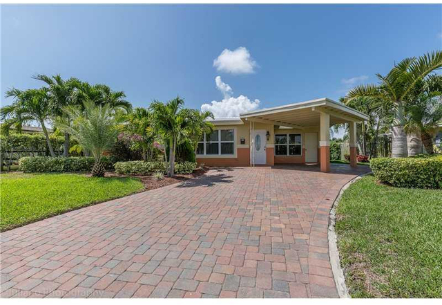 160 Se 12th Street - Photo 1