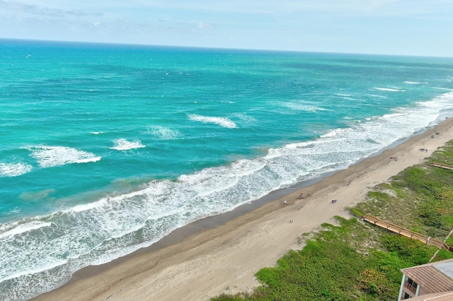 1555 Ne Ocean Boulevard - Photo 1