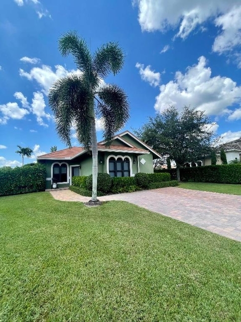 15590 Hawker Lane - Photo 1