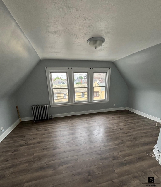 624 East 26th Street - Photo 1