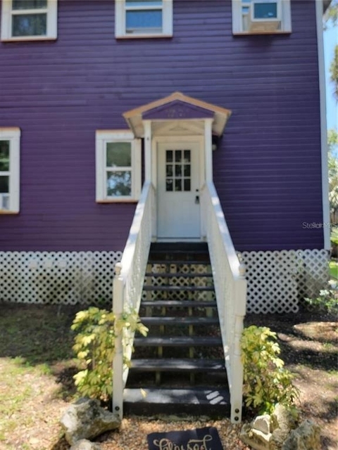 965 Ne 2nd Street - Photo 1