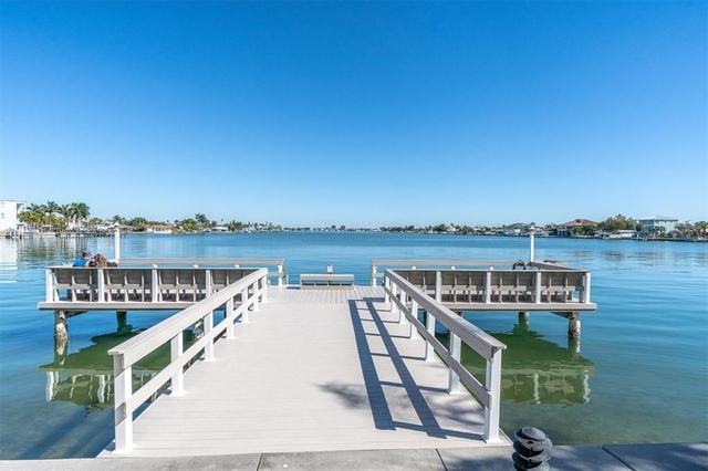 5575 Gulf Boulevard - Photo 1