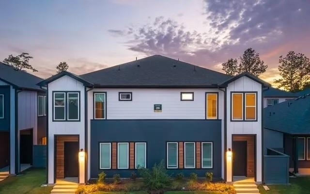 33200 Forest W Street - Photo 1