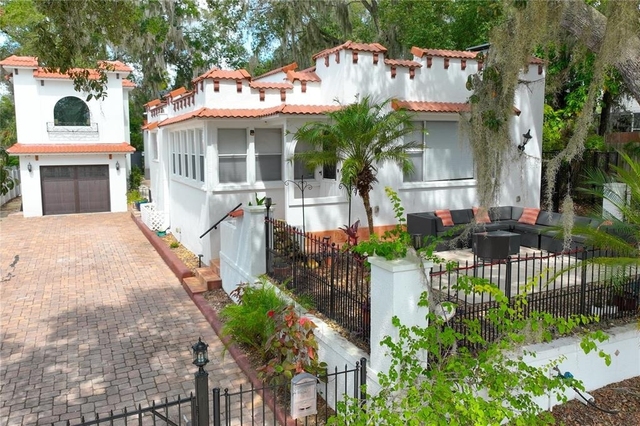 229 E 6th Avenue - Photo 1