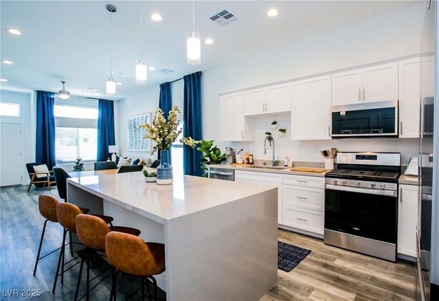 10520 Prospering Valley Way - Photo 1