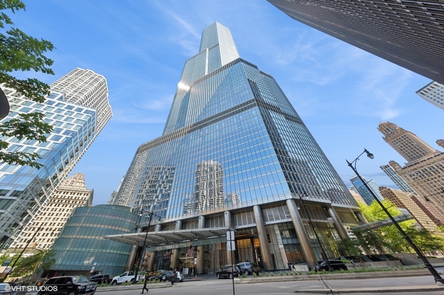 401 N Wabash Avenue - Photo 1