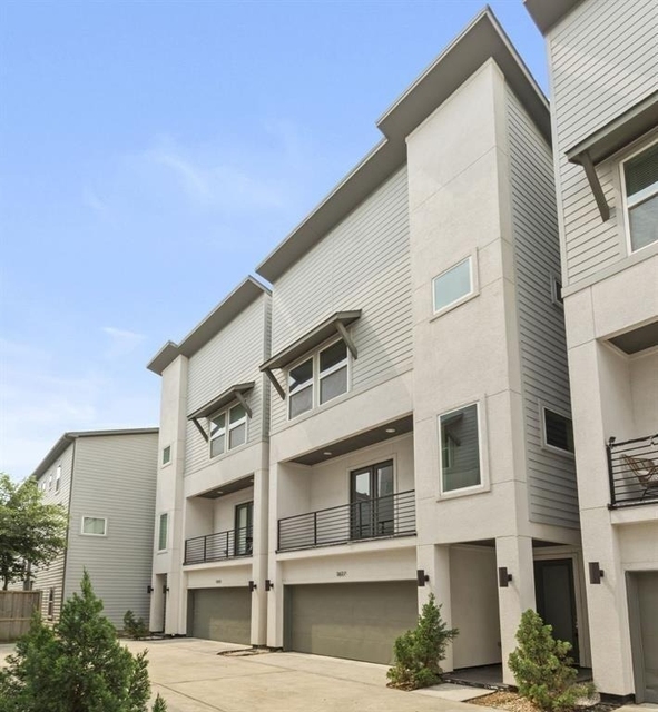 2627 Hutchins Street - Photo 1