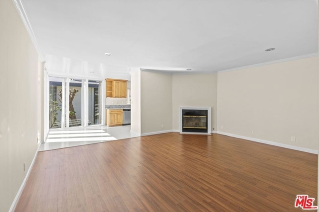 1233 Barry Avenue - Photo 1