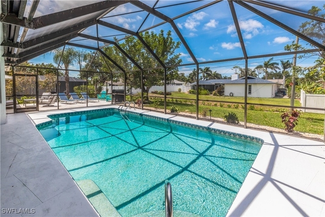 3620 Bailes Street - Photo 1