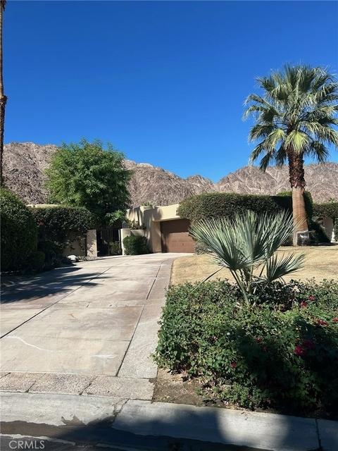 77010 Avenida Fernando - Photo 1