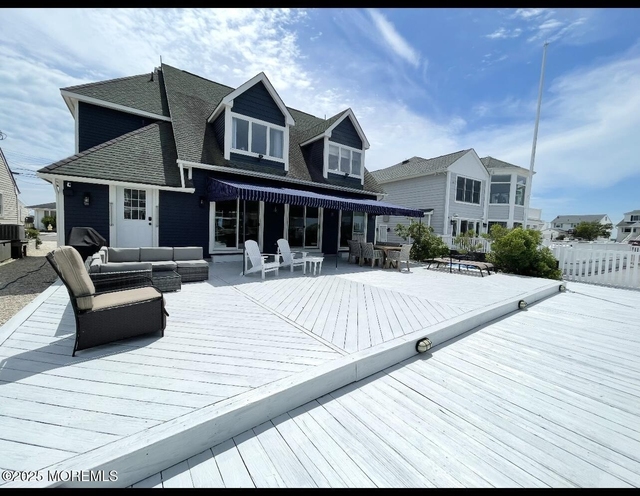 241 Westmont Avenue - Photo 1