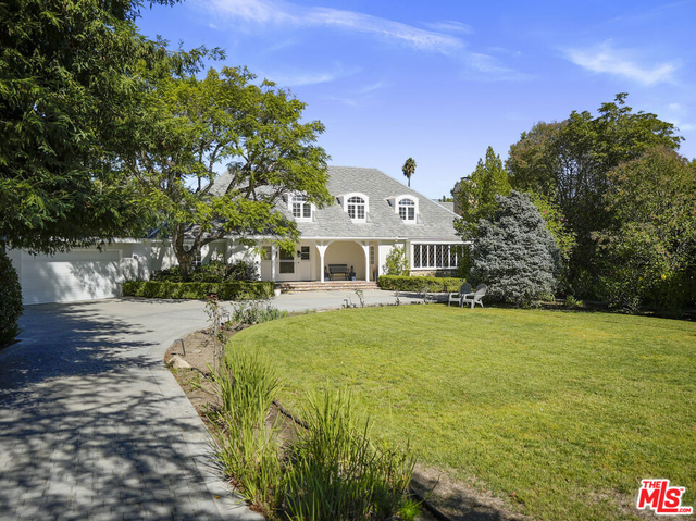 13161 Addison Street - Photo 1