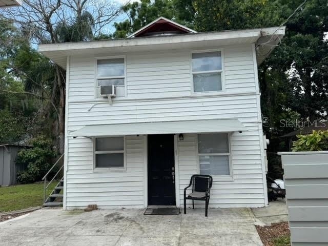 514 Avenue C Ne - Photo 1