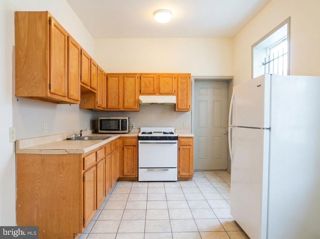 2142 N Carlisle Street - Photo 1
