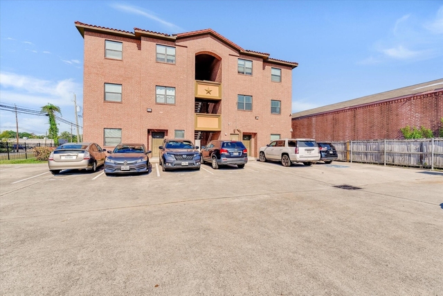 10102 Neuens Road - Photo 1