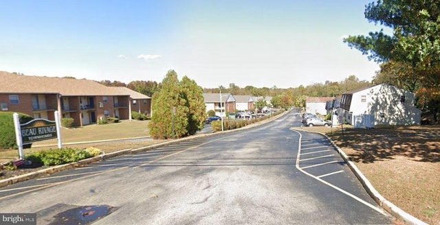 32 Beau Rivage Drive - Photo 1