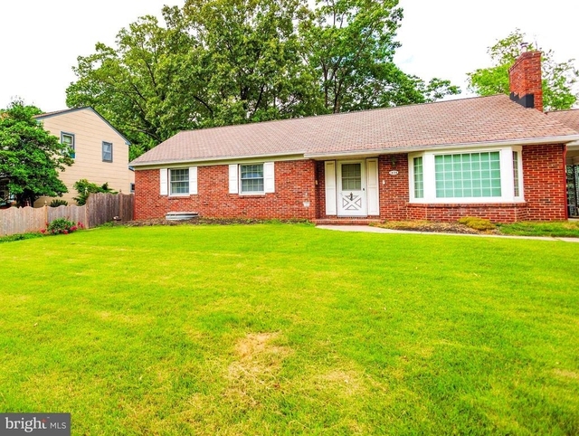 321 Villanova Road - Photo 1