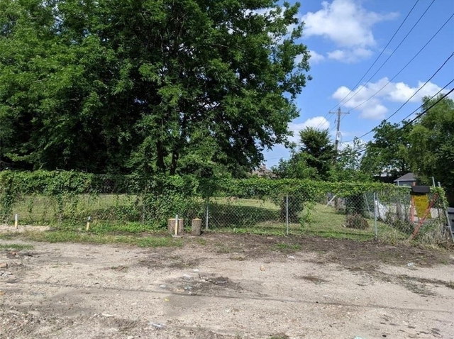 2002 Jensen Drive - Photo 1