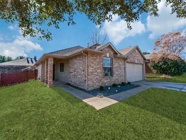 1305 Greenbriar Lane - Photo 1