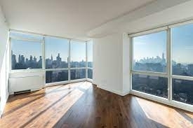 9th ave - Photo 1