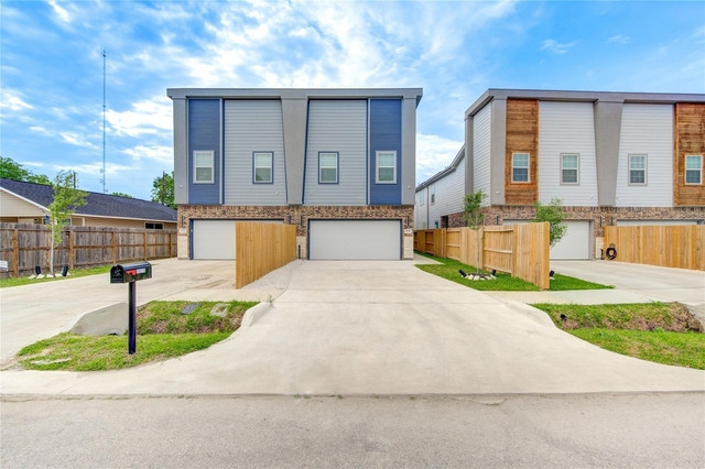 10021 Alfred Lane - Photo 1