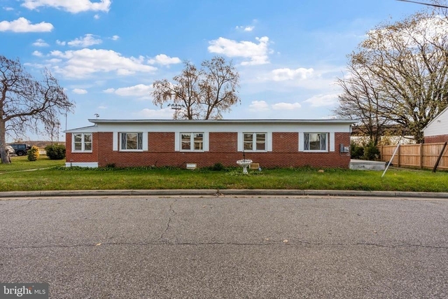 730 New Pittsburg Avenue - Photo 1