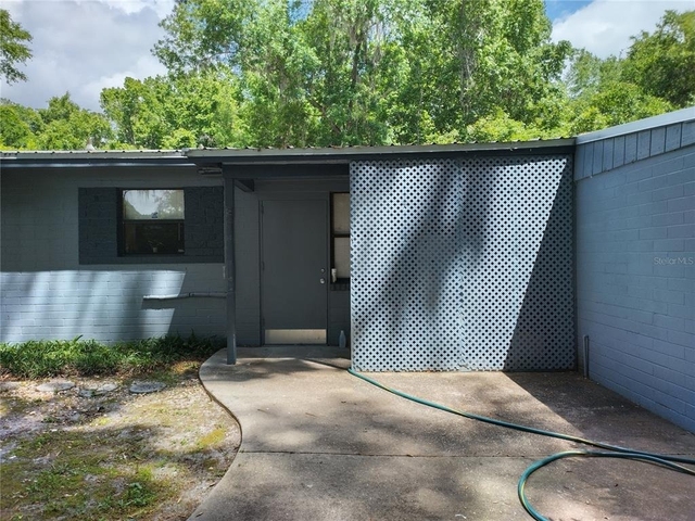 1602 Sw Williston Road - Photo 1