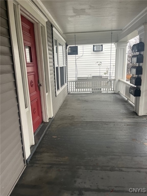 1108 Madison Street - Photo 1