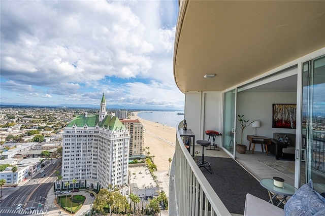 700 E Ocean Blvd - Photo 1