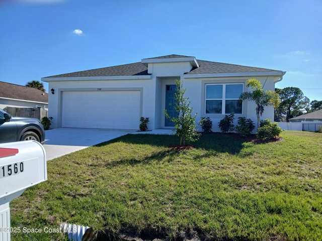 1560 Gardenton Street Nw - Photo 1