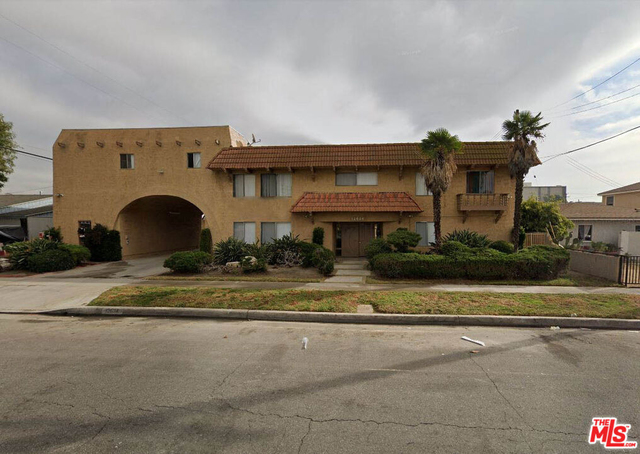 12634 Kalnor Avenue - Photo 1