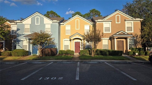 1302 Denman Court - Photo 1