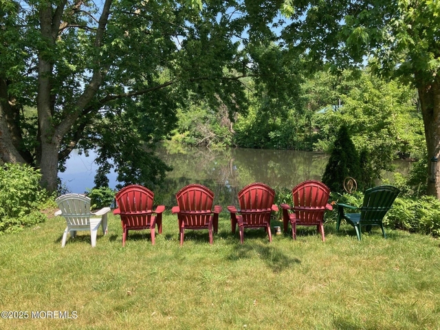 552 Prospect Avenue - Photo 1