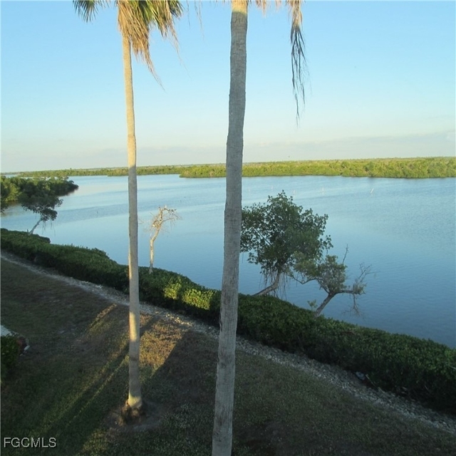 5371 Blue Crab Circle - Photo 1