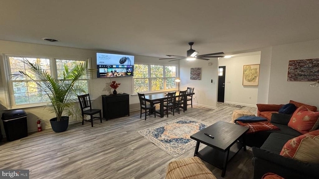 1546 Savannah Road - Photo 1
